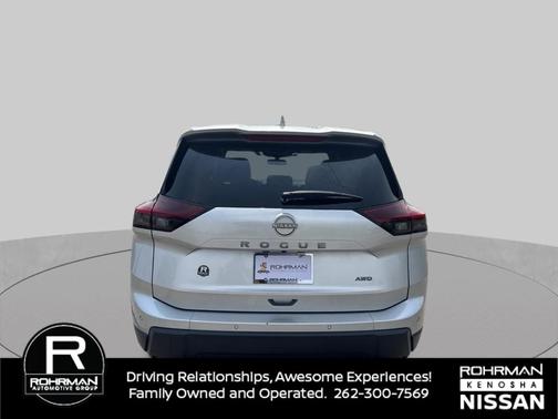 Brilliant Silver Metallic 2025 Nissan Rogue SV