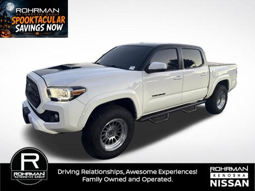 Super White 2019 Toyota Tacoma TRD Sport