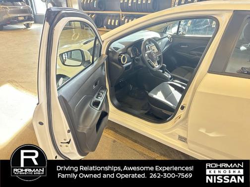 2025 Nissan Versa 1.6 SV