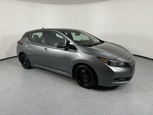 2023 Nissan Leaf S