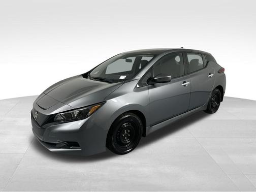 2023 Nissan Leaf S