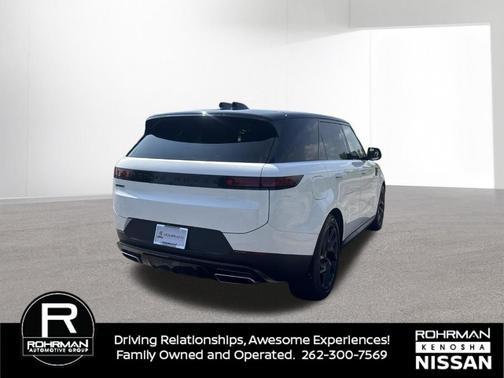 Ostuni Pearl White 2024 Land Rover Range Rover Sport SE