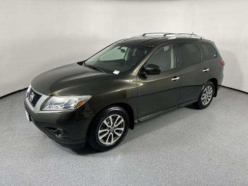 2015 Nissan Pathfinder S