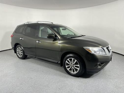 2015 Nissan Pathfinder S