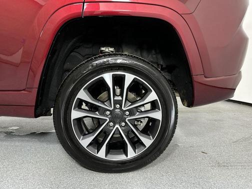 2024 Jeep Grand Cherokee Overland