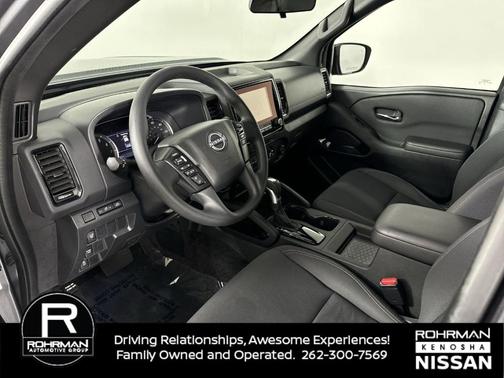 2023 Nissan Frontier SV