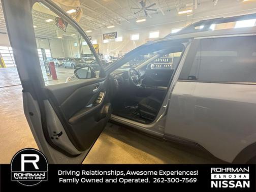 2025 Nissan Rogue Rock Creek