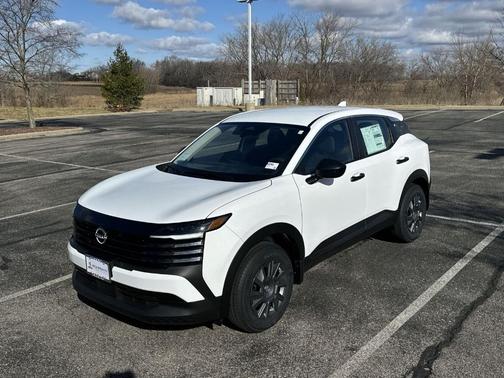 2025 Nissan Kicks S