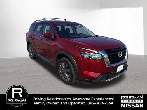 2024 Nissan Pathfinder SL