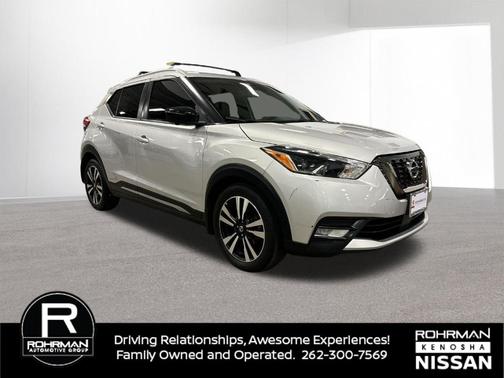 2020 Nissan Kicks SR
