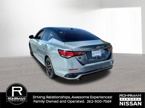 2t Gry Blk Roof 2025 Nissan Sentra SR