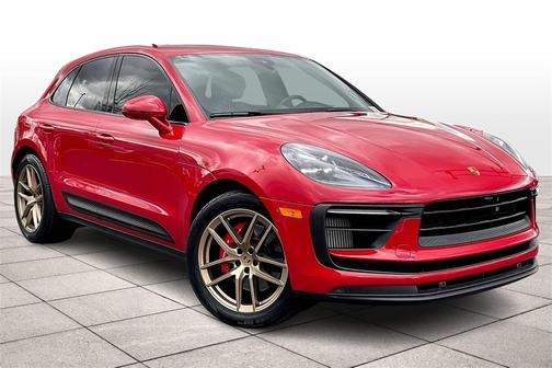Carmine Red 2022 Porsche Macan Macan