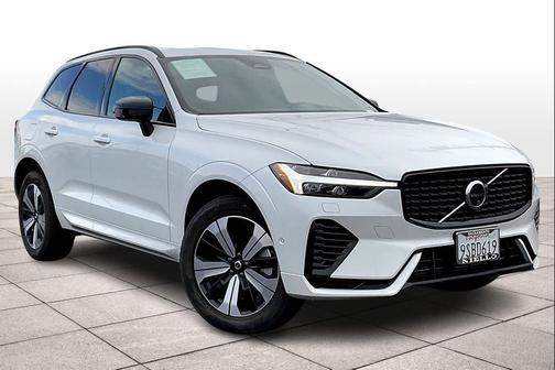 2025 Volvo XC60 Plug-In Hybrid T8 Plus