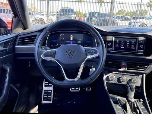 Deep Black Pearl 2023 Volkswagen Jetta 1.5T Sport