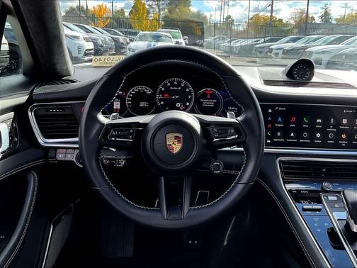 2022 Porsche Panamera Turbo S