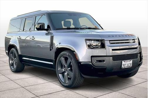 2024 Land Rover Defender 130 P400 Outbound