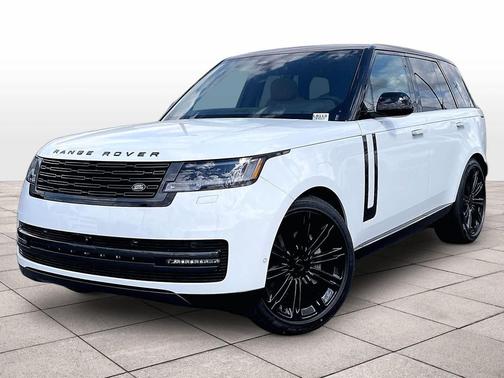 Fuji White 2026 Land Rover Range Rover P400 SE