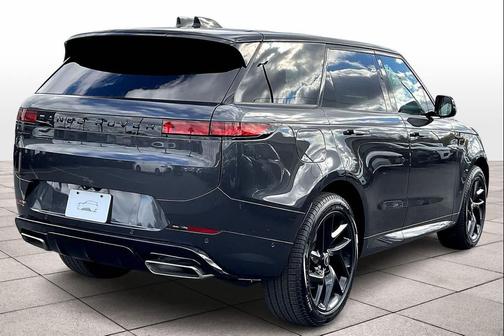 2025 Land Rover Range Rover Sport SE