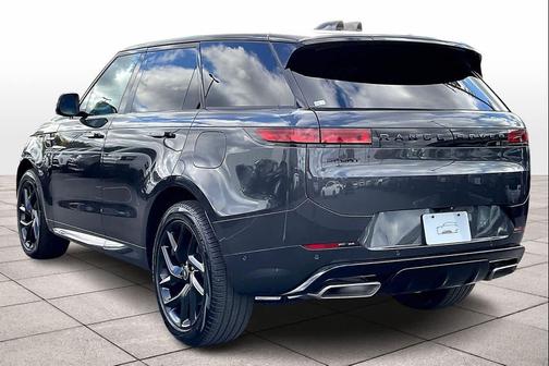 2025 Land Rover Range Rover Sport SE