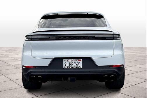 2024 Porsche Cayenne Coupe AWD