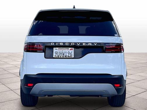 2025 Land Rover Discovery P300 S