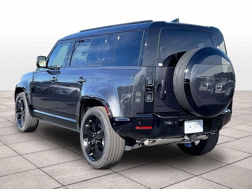 2026 Land Rover Defender P400 X-Dynamic SE