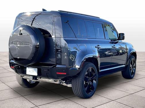 2026 Land Rover Defender P400 X-Dynamic SE