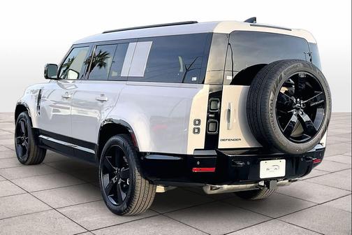 2026 Land Rover Defender P400 X-Dynamic SE