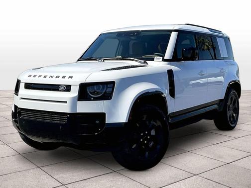 Fuji White 2026 Land Rover Defender P400 X-Dynamic SE