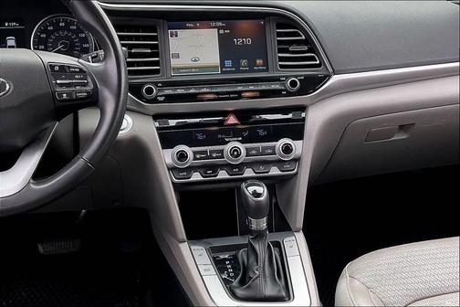 2020 Hyundai ELANTRA Limited