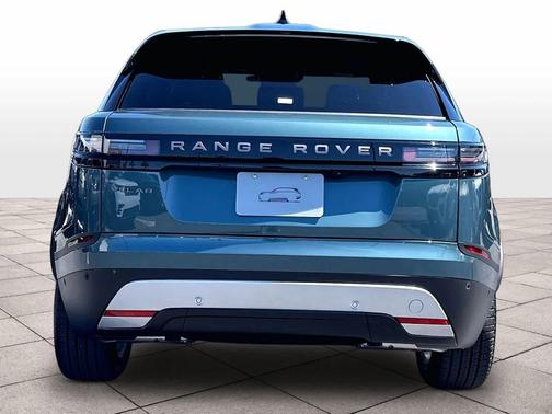 Giola Green Metallic 2026 Land Rover Range Rover Velar P250 S