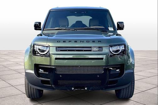 2026 Land Rover Defender P300 S