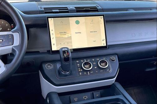 2024 Land Rover Defender 110 P500 SE