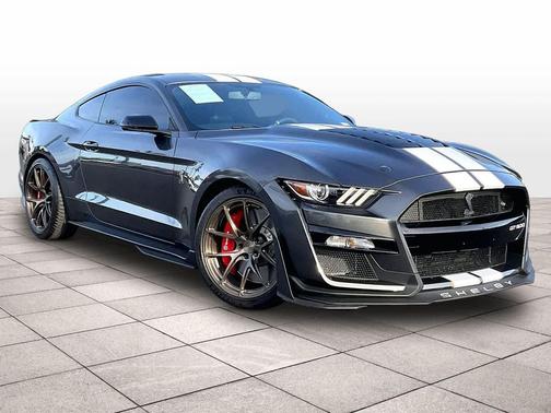 2020 Ford Shelby GT500 Base