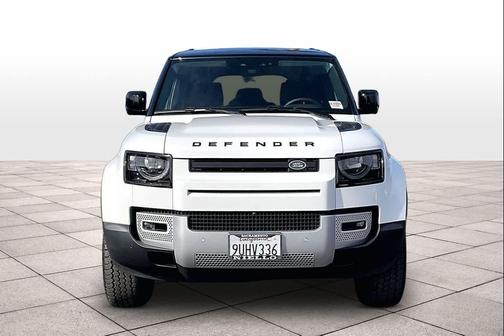 2025 Land Rover Defender 110 P300