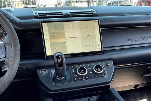 2023 Land Rover Defender 110 V8