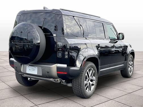 2026 Land Rover Defender P300 S