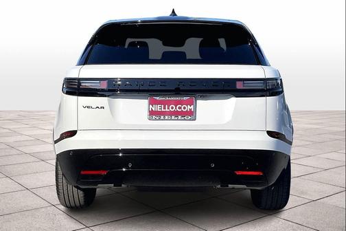 2026 Land Rover Range Rover Velar P250 SE R-Dynamic