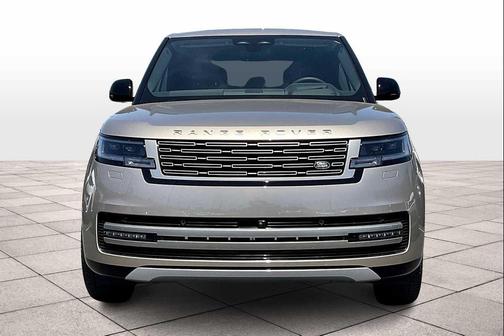 2025 Land Rover Range Rover P550e SE