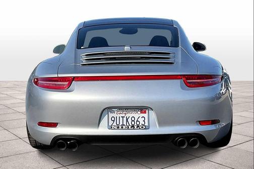 2014 Porsche 911 Carrera 4S