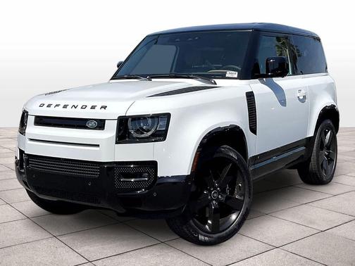 2025 Land Rover Defender V8