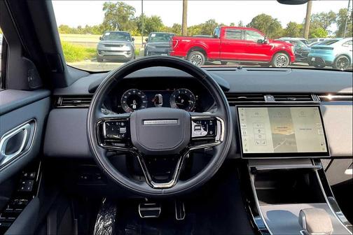 2025 Land Rover Range Rover Velar P250 SE R-Dynamic