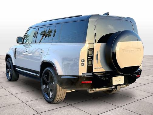 2026 Land Rover Defender P400 X-Dynamic SE