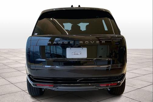 2025 Land Rover Range Rover P530 SE