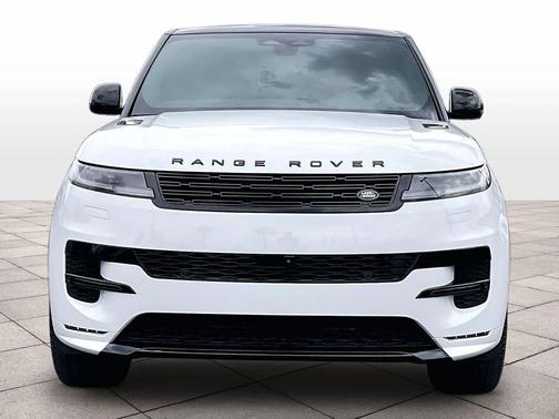 Fuji White 2026 Land Rover Range Rover Sport SE