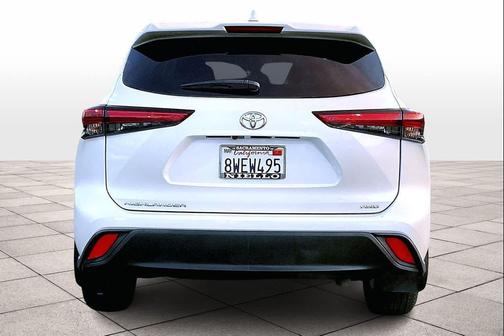 2021 Toyota Highlander L