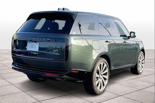 2025 Land Rover Range Rover P400 SE