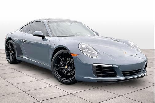 2018 Porsche 911 Carrera