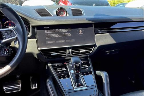 2022 Porsche Cayenne GTS