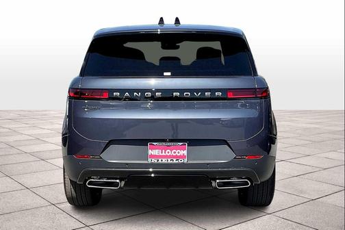 2025 Land Rover Range Rover Sport SE